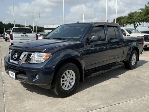 Used 2018 Nissan Frontier SV RWD image 9