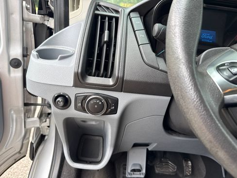 Used 2015 Ford Transit 350 XLT RWD image 24