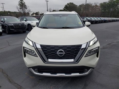 Certified 2022 Nissan Rogue Platinum w/ Head-Up Display Package image 13