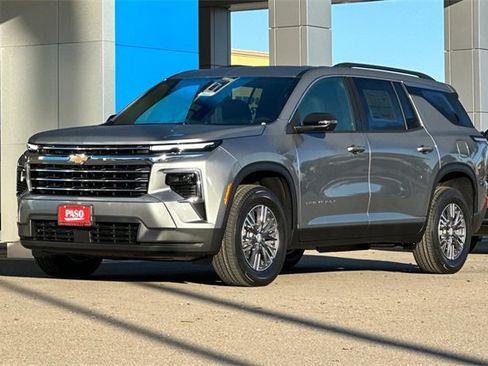 New 2026 Chevrolet Traverse LT image 10