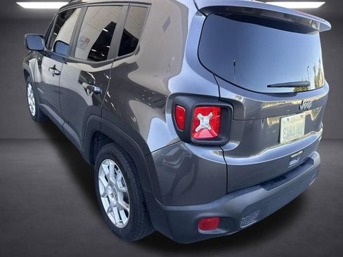 Used 2021 Jeep Renegade Latitude FWD image 27