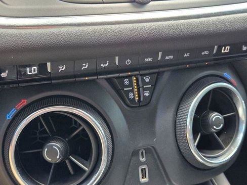 Certified 2023 Chevrolet Blazer LT FWD image 27