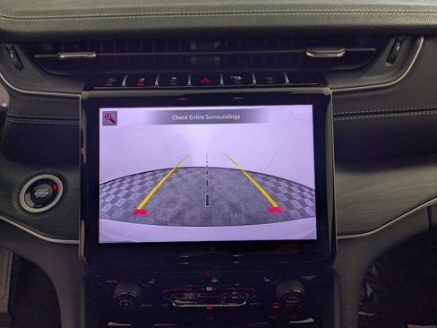 New 2025 Jeep Grand Cherokee L Limited w/ Black Appearance Package image 22