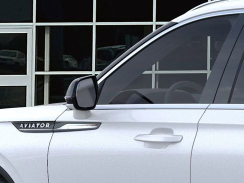 New 2026 Lincoln Aviator 2WD image 20