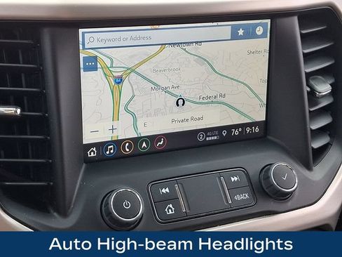 Used 2023 GMC Acadia Denali w/ Denali Ultimate Package AWD/4WD image 11