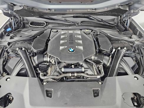 Used 2023 BMW 760i xDrive AWD/4WD image 25