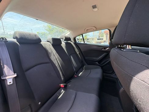 Used 2015 MAZDA MAZDA3 i Sport FWD image 15