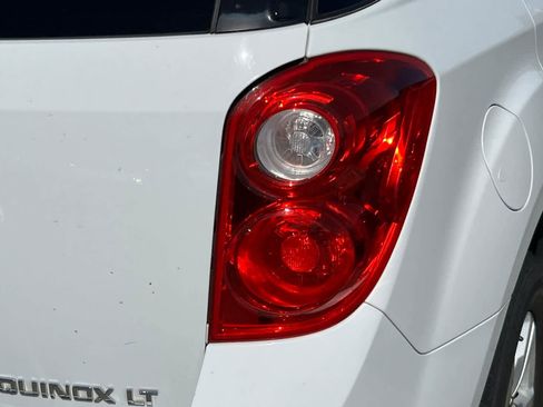 Used 2015 Chevrolet Equinox LT w/ Driver Convenience Package image 18