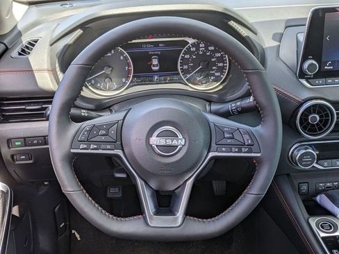 New 2025 Nissan Sentra SR w/ SR Premium Package FWD image 36