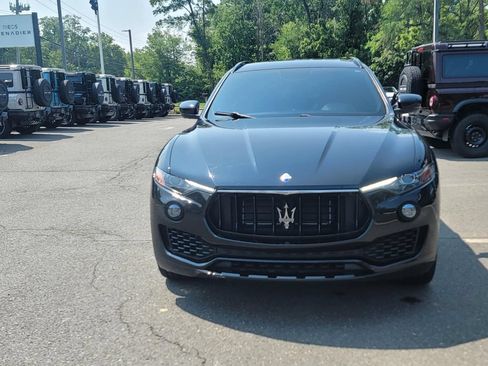 Used 2018 Maserati Levante AWD/4WD image 2