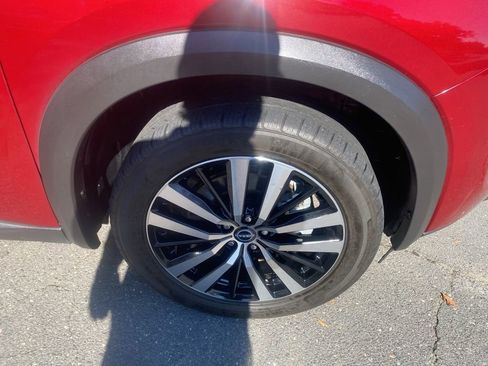 Used 2023 Nissan Pathfinder Platinum w/ Cargo Package image 9