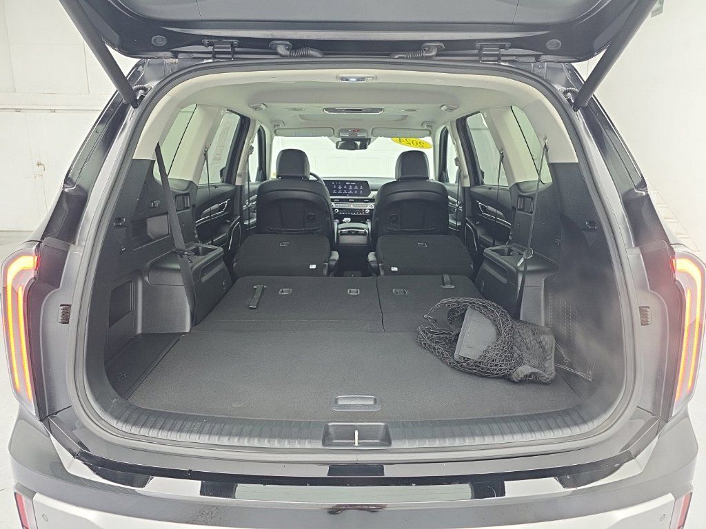 Used 2024 Kia Telluride EX w/ EX Captain's Chair Package AWD/4WD image 50