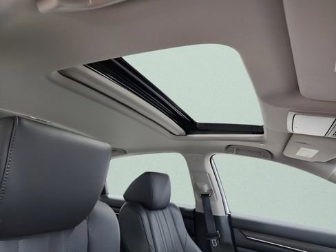 Certified 2022 Honda Accord Touring image 8