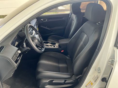 Used 2023 Honda Civic Sport image 10