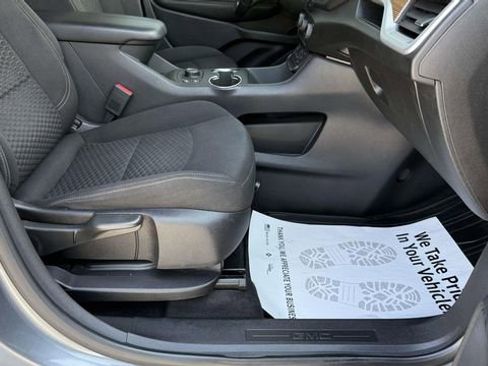 Used 2019 GMC Terrain SLE w/ Driver Convenience Package FWD image 19