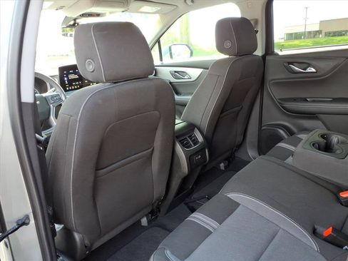Used 2025 Chevrolet Blazer LT AWD/4WD image 26