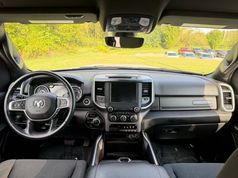 Used 2023 RAM 1500 Big Horn AWD/4WD image 13