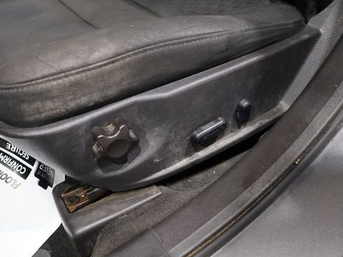 Used 2011 Ford Fusion SE image 11