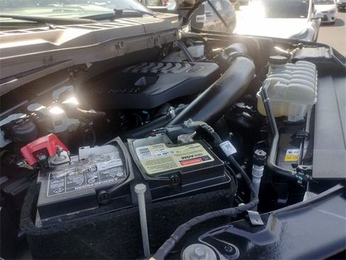 Used 2021 Ford F150 Lariat w/ Max Trailer Tow Package image 20