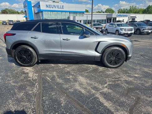 Certified 2025 Chevrolet Blazer EV LT AWD/4WD image 2
