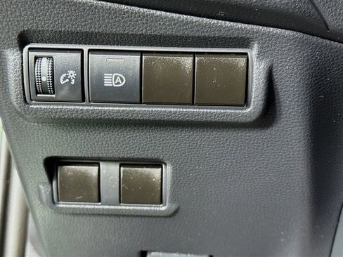 Used 2024 Toyota Corolla Cross LE image 14