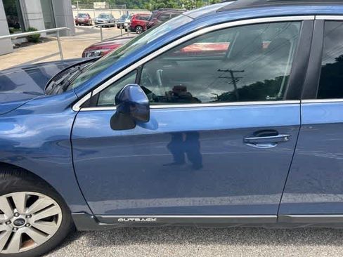 Used 2019 Subaru Outback 2.5i Premium AWD/4WD image 15