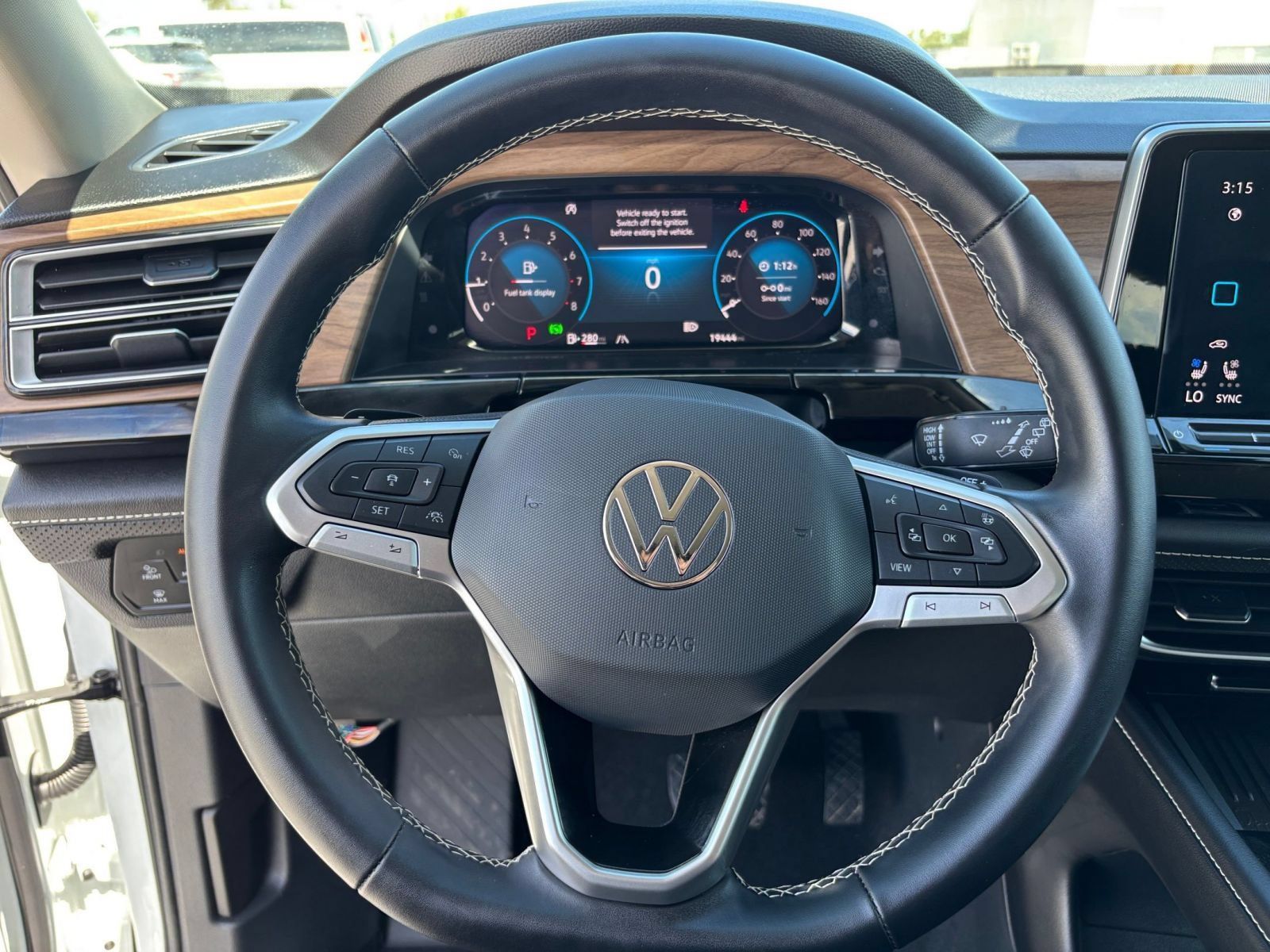 Used 2026 Volkswagen Atlas SE FWD image 29