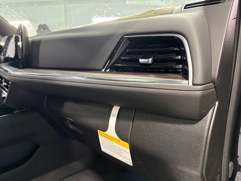 New 2026 Chevrolet Tahoe Z71 w/ Z71 Off-Road Package AWD/4WD image 38