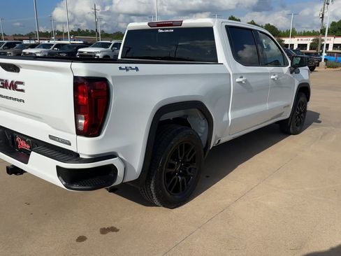 Used 2024 GMC Sierra 1500 Elevation AWD/4WD image 8