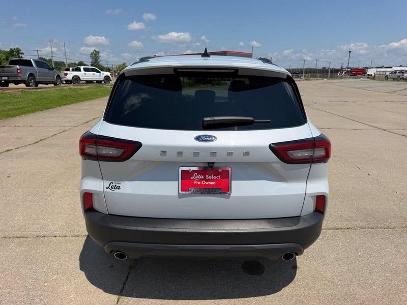Used 2025 Ford Escape ST-Line FWD image 4