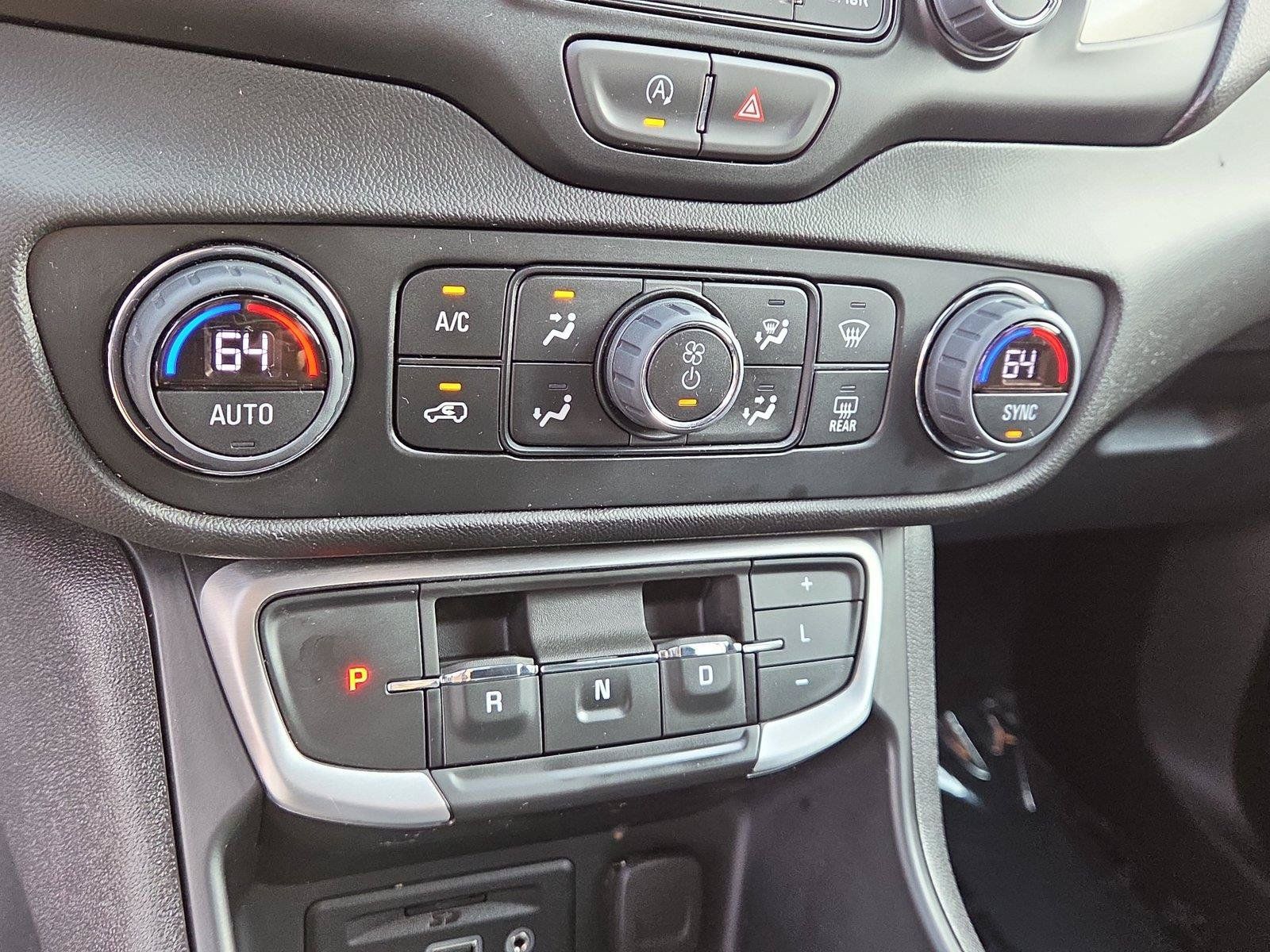 Used 2023 GMC Terrain SLE w/ Driver Convenience Package AWD/4WD image 10