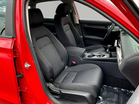 Used 2025 Honda Civic LX image 28