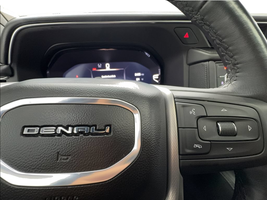 Used 2024 GMC Yukon Denali w/ Advanced Technology Package AWD/4WD image 47