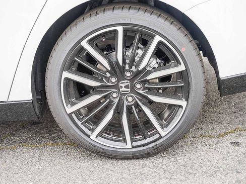 New 2025 Honda Accord Touring image 7