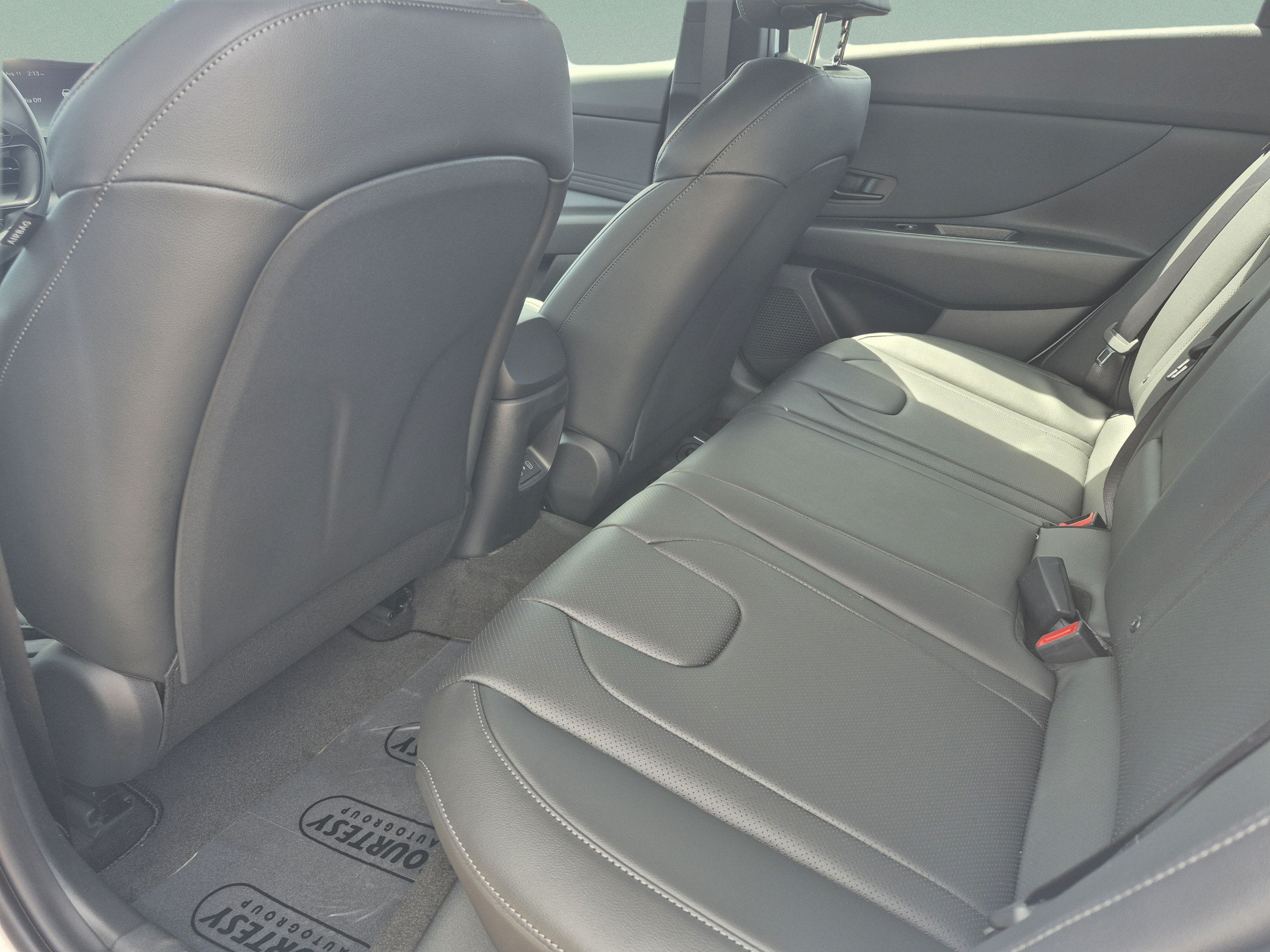 New 2026 Hyundai Elantra SEL Sport FWD image 15