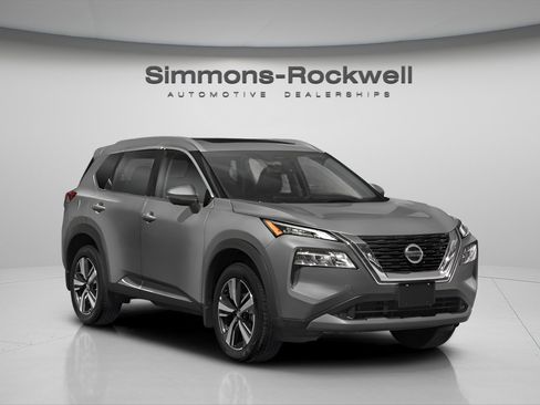 Used 2023 Nissan Rogue SL w/ SL Premium Package image 18