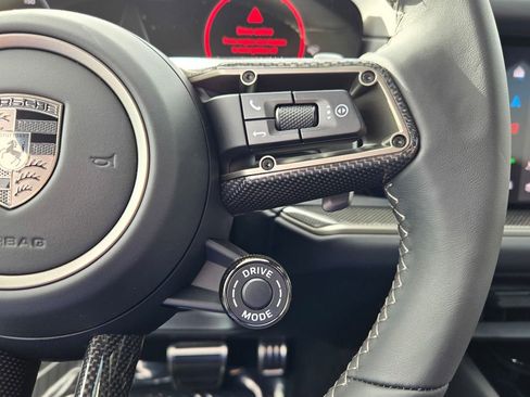 New 2026 Porsche Cayenne Turbo image 17