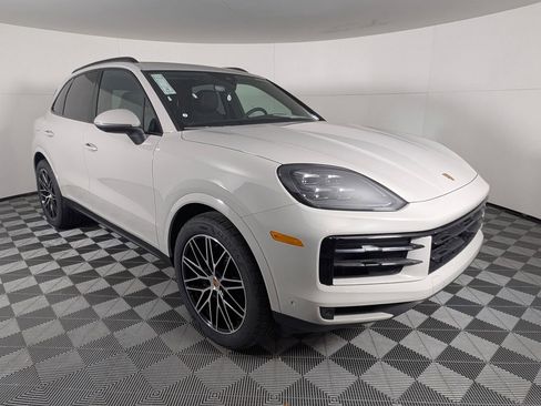 New 2026 Porsche Cayenne image 9