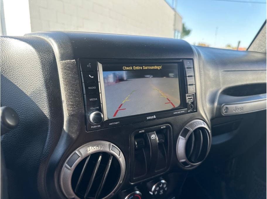 Used 2016 Jeep Wrangler Sport w/ Quick Order Package 23S AWD/4WD image 23