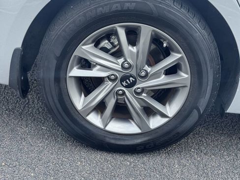 Used 2019 Kia Optima LX FWD image 22