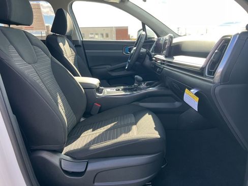 New 2026 Kia Sorento LX FWD image 14