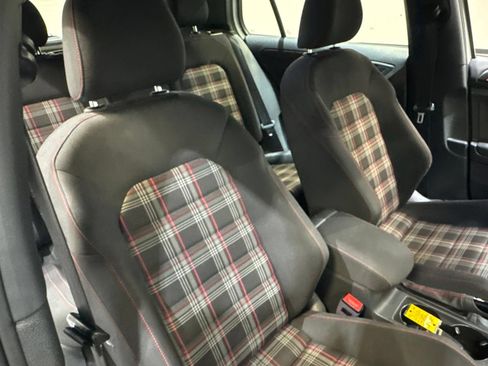 Used 2020 Volkswagen GTI S FWD image 37