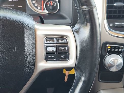 Used 2014 RAM 1500 Laramie RWD image 28