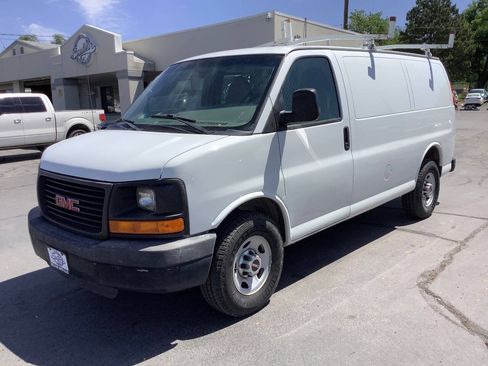 Used 2012 GMC Savana 2500 RWD image 19