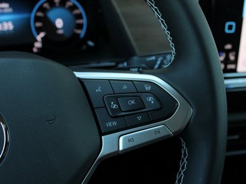 New 2026 Volkswagen Atlas SE image 17