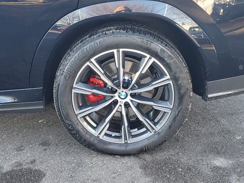 Certified 2025 BMW X6 xDrive40i w/ Executive Package image 28