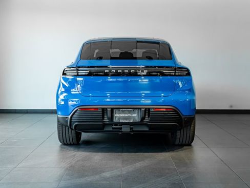 New 2026 Porsche Macan 4 Electric AWD/4WD image 6