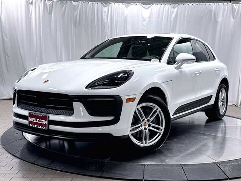 Used 2024 Porsche Macan w/ Premium Plus Package AWD/4WD image 1