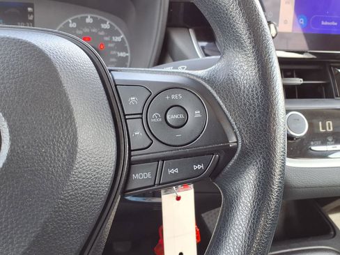 Used 2024 Toyota Corolla LE image 21