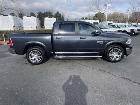 Used 2019 RAM 1500 Laramie image 33